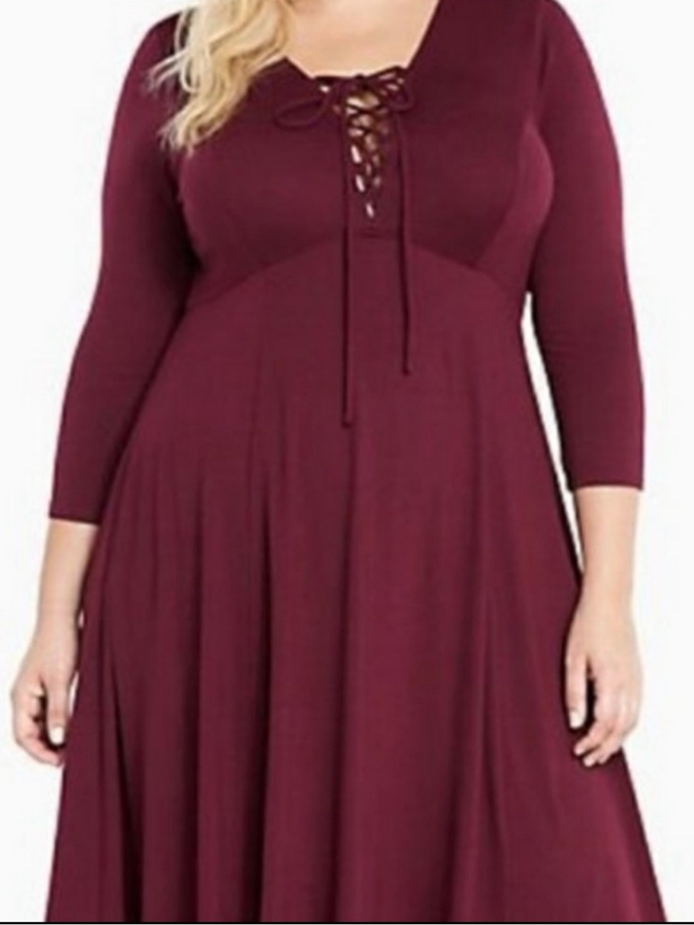 Size 1 torrid sexy beautiful burgundy dress